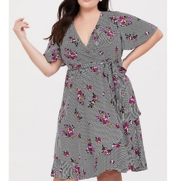 torrid Dresses & Skirts - NWT Cute Floral Stripe Wrap Dress
